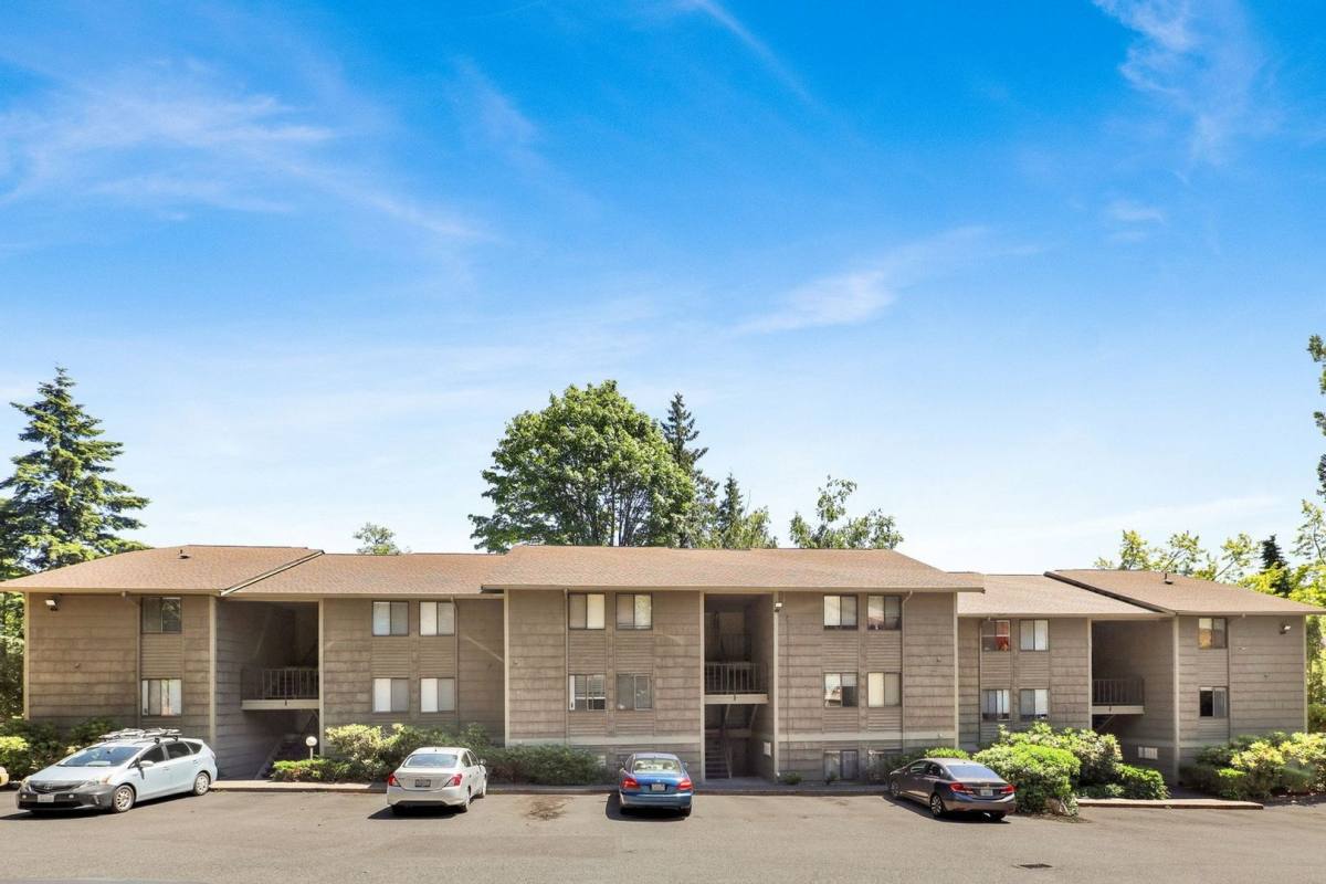 Apartment for rent at 316 & 320 Elwood Court, Bellingham, WA 98225