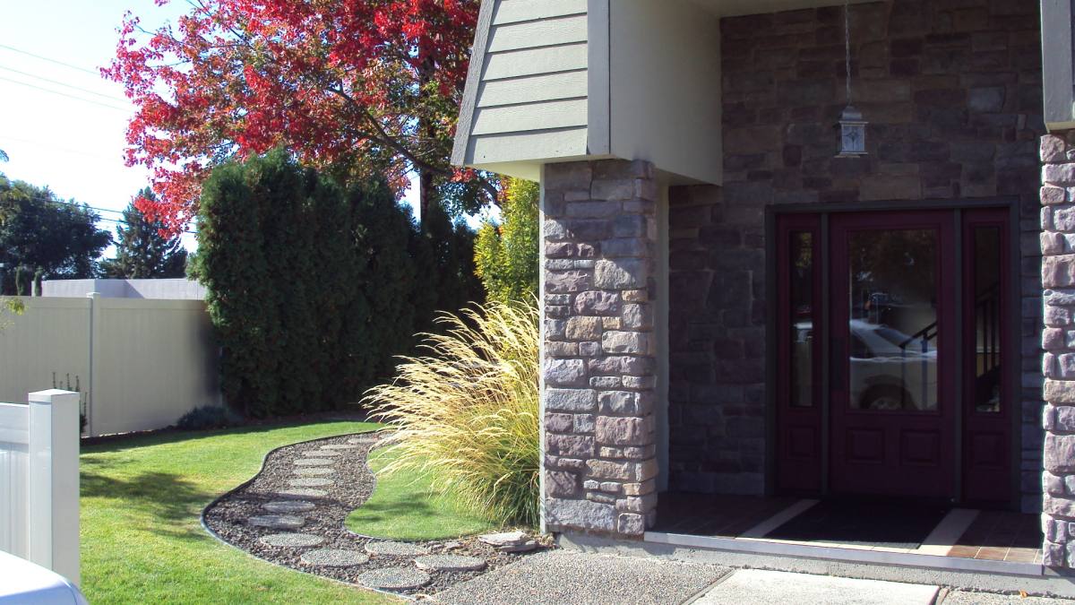 Apartment for rent at 1020 S 41st Ave, Yakima, WA 98908