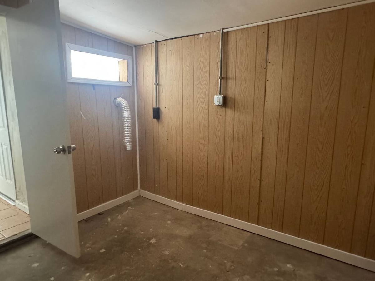 House for rent at 9744 Lanier Dr, Saint Louis, MO 63136
