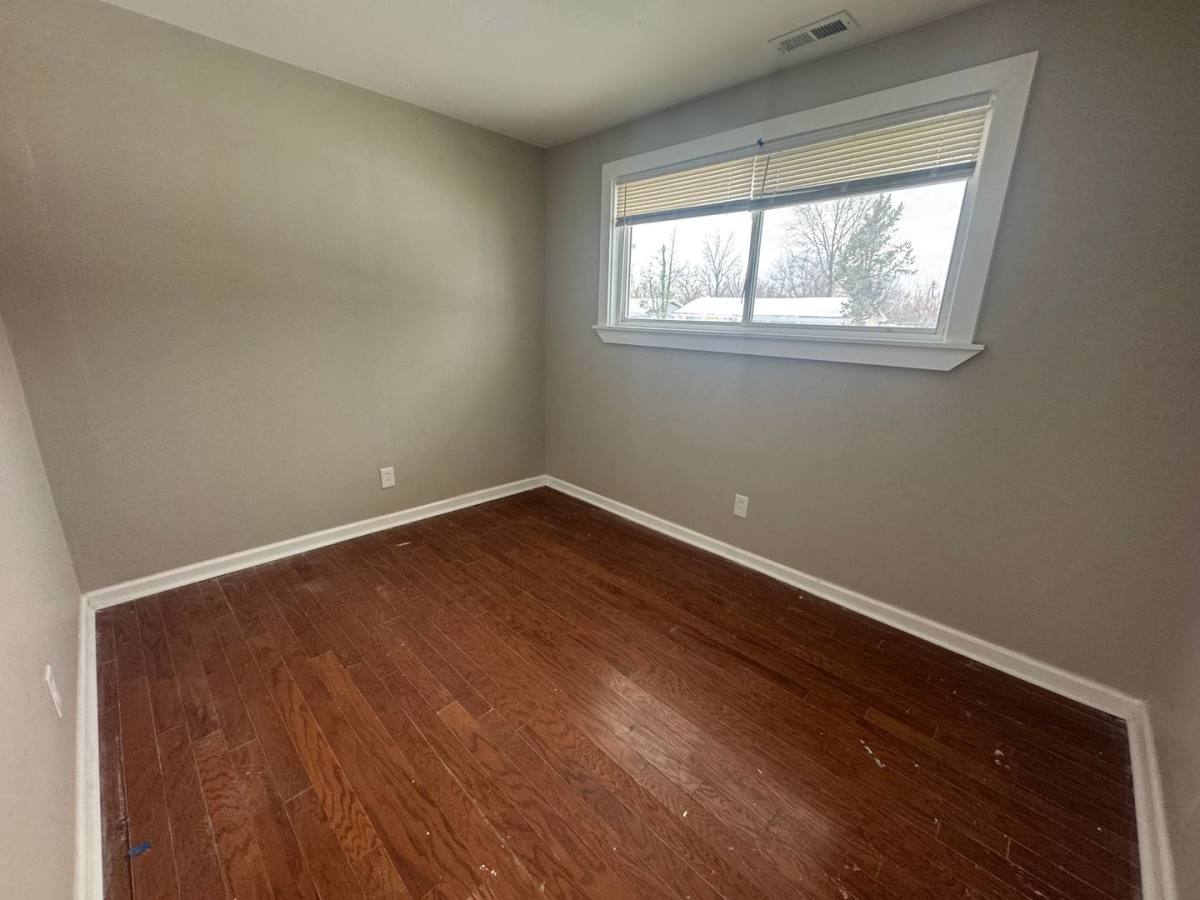 House for rent at 9744 Lanier Dr, Saint Louis, MO 63136