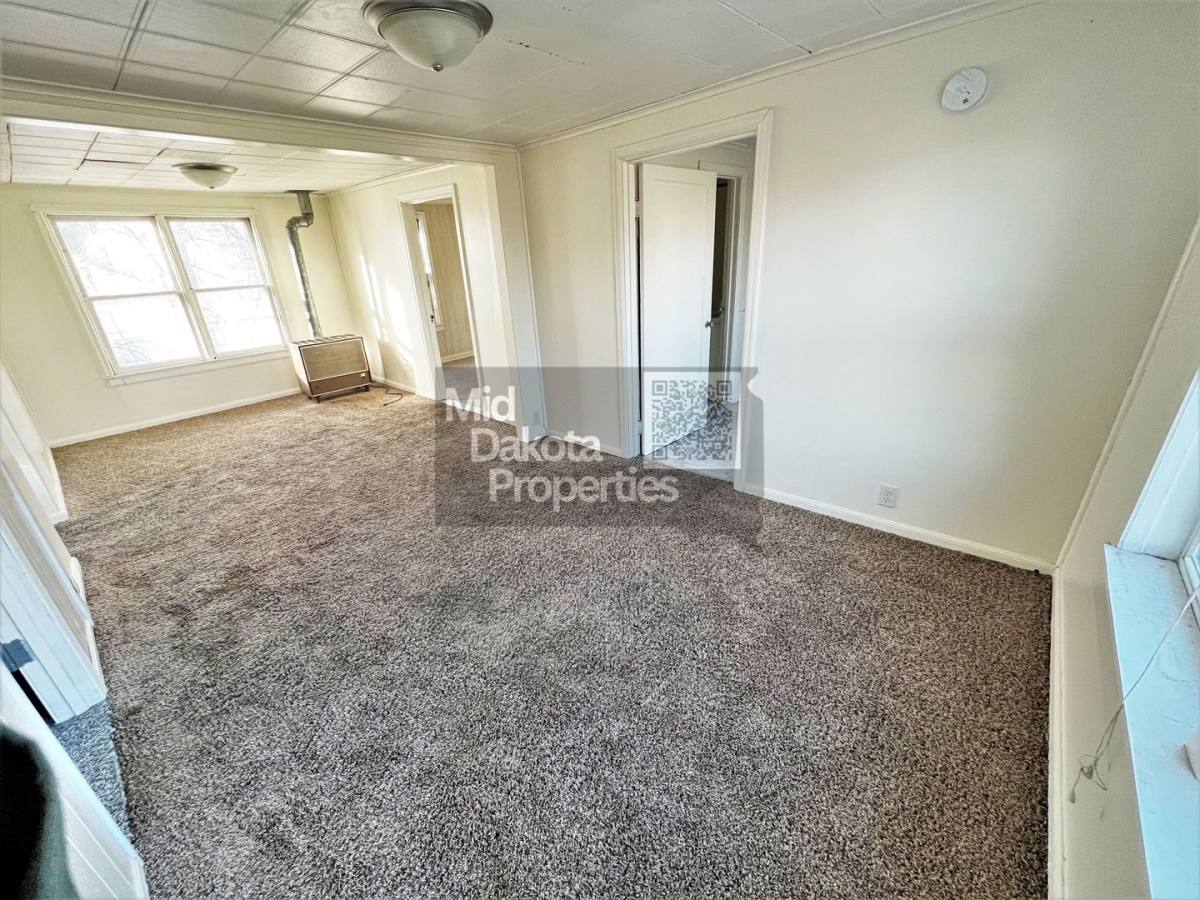 Apartment for rent at 501 W 3rd, Mitchell, SD 57301