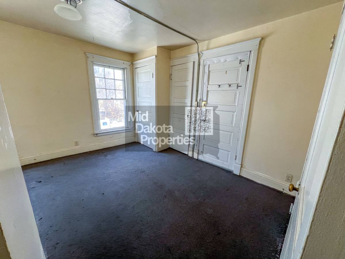 Apartment for rent at 509 W 3rd, Mitchell, SD 57301