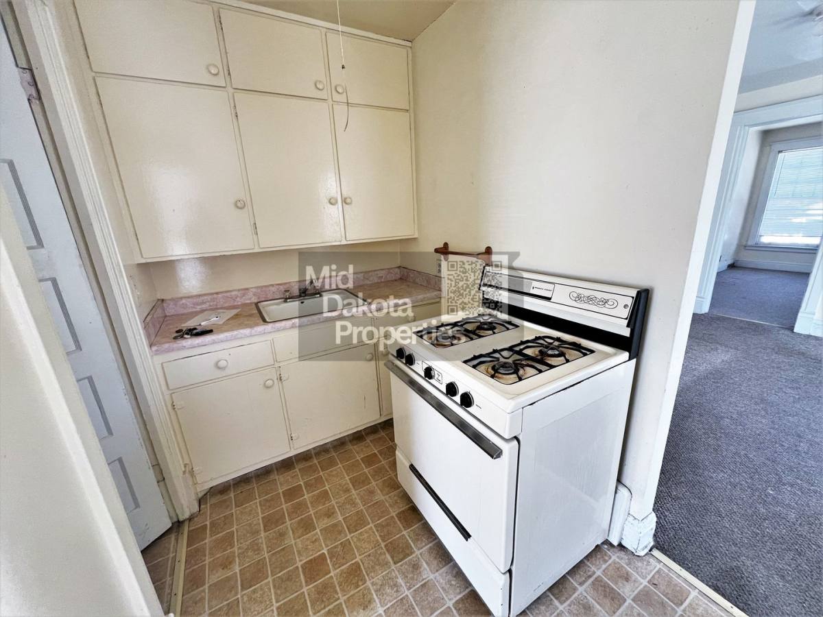 Apartment for rent at 509 W 3rd, Mitchell, SD 57301