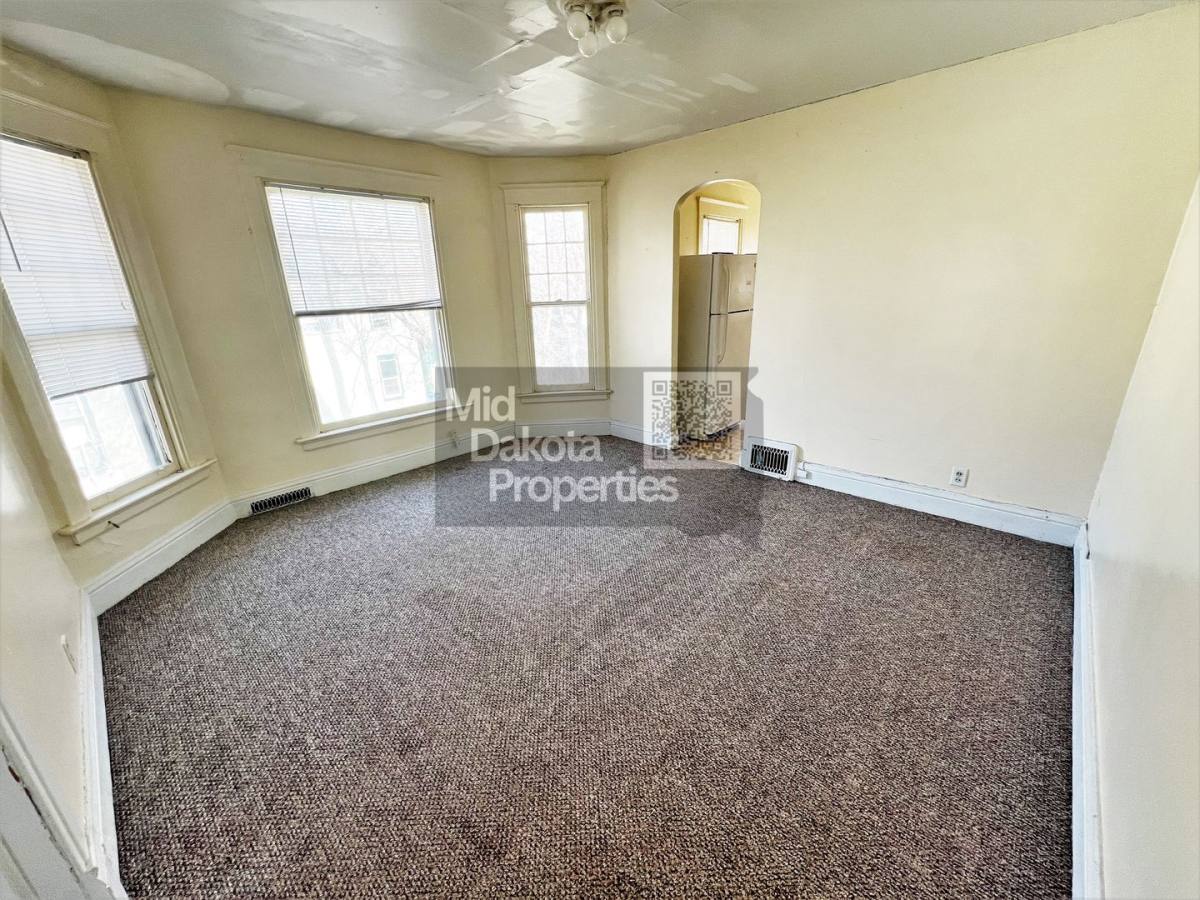 Apartment for rent at 509 W 3rd, Mitchell, SD 57301