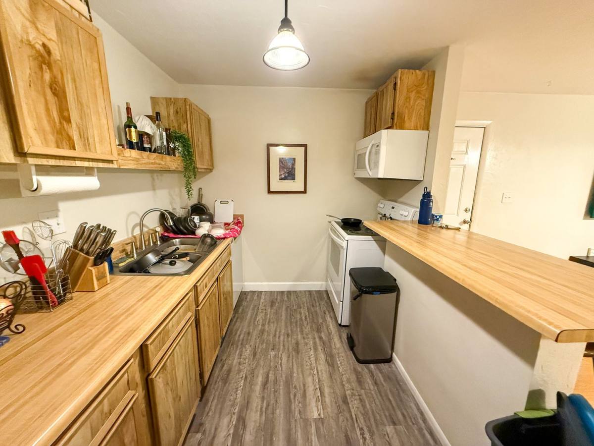Apartment for rent at 1015 SW 9th St #D-22, Gainesville, FL 32601