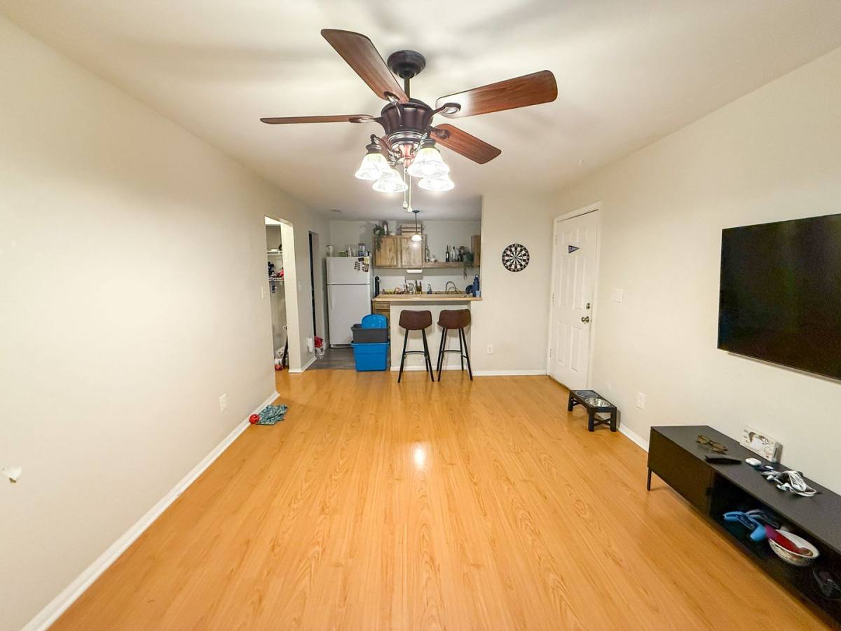Apartment for rent at 1015 SW 9th St #D-22, Gainesville, FL 32601