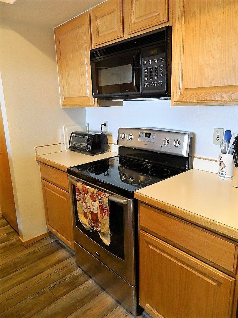 Condo for rent at 1650 Lakeview Dr #E301, Frisco, CO 80443