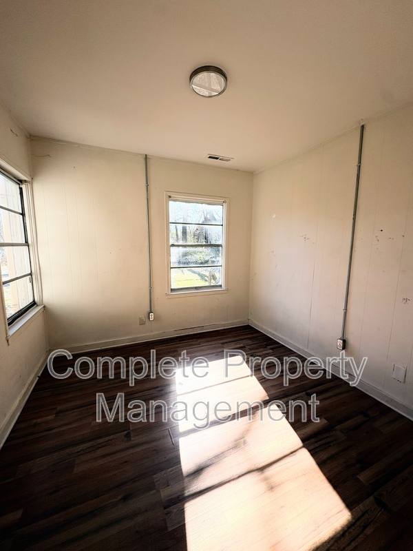 House for rent at 1933 Saint Charles Court SW, Birmingham, AL 35211
