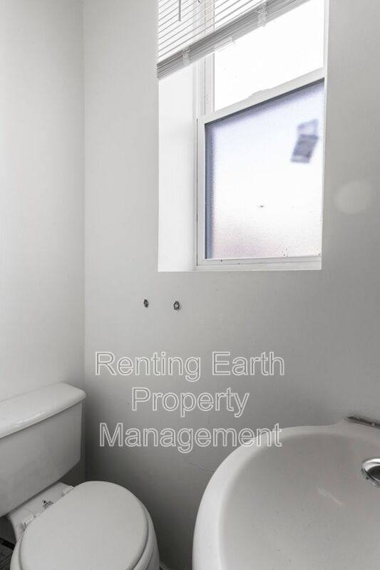 Apartment for rent at 4141 Oregon #B, Saint Louis, MO 63118