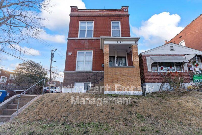 Apartment for rent at 4141 Oregon #B, Saint Louis, MO 63118