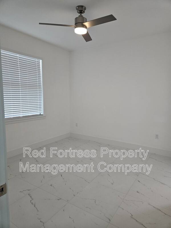 Apartment for rent at 5146 Centennial Blvd, Lehigh Acres, FL 33971