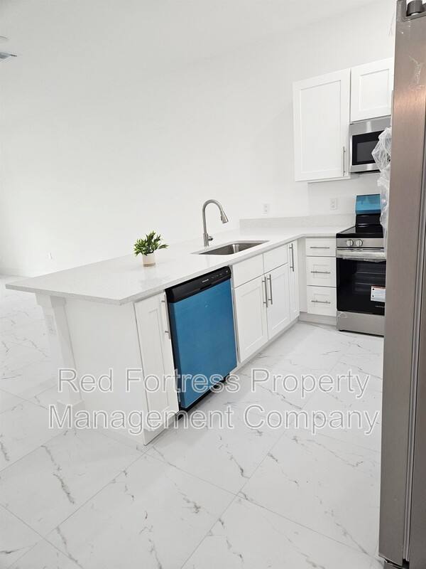 Apartment for rent at 5148 Centennial Blvd, Lehigh Acres, FL 33971
