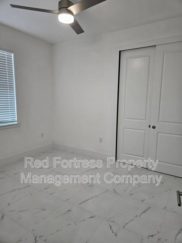 Apartment for rent at 5148 Centennial Blvd, Lehigh Acres, FL 33971
