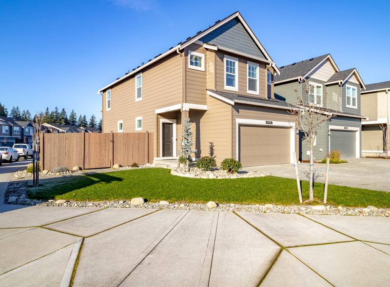 House for rent at 18798 108th Ave Court E, Puyallup, WA 98374