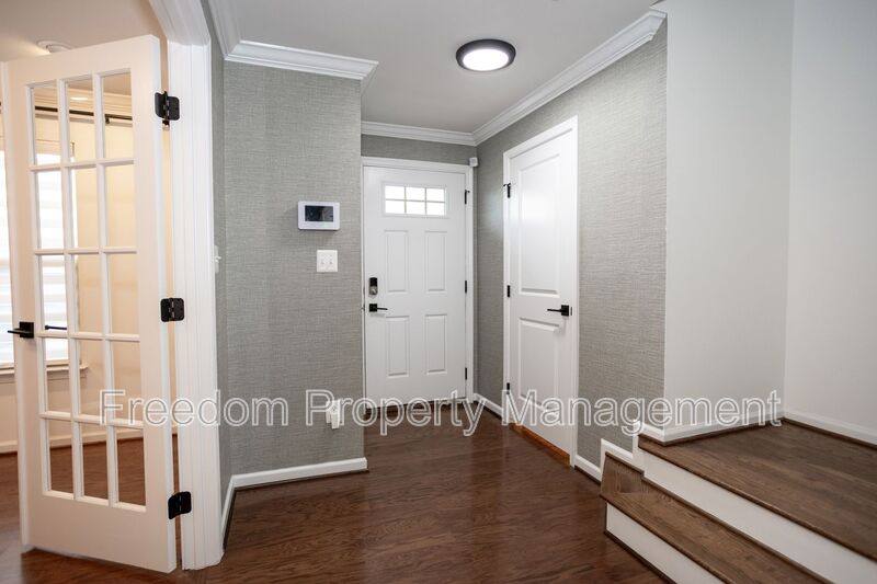 Townhouse for rent at 2023 Serviceberry Rd, Dumfries, VA 22026