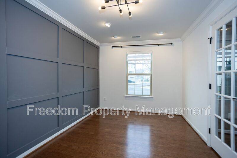 Townhouse for rent at 2023 Serviceberry Rd, Dumfries, VA 22026