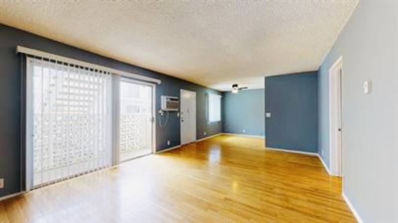 Apartment for rent at 425 N Hobart Blvd #103, Los Angeles, CA 90004