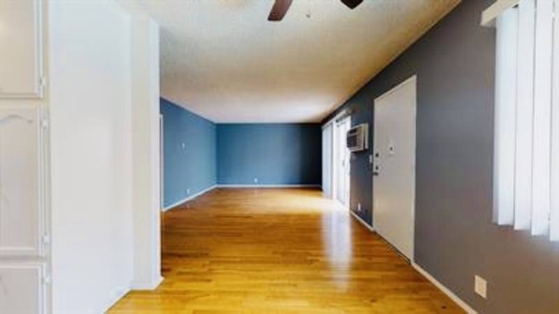 Apartment for rent at 425 N Hobart Blvd #103, Los Angeles, CA 90004