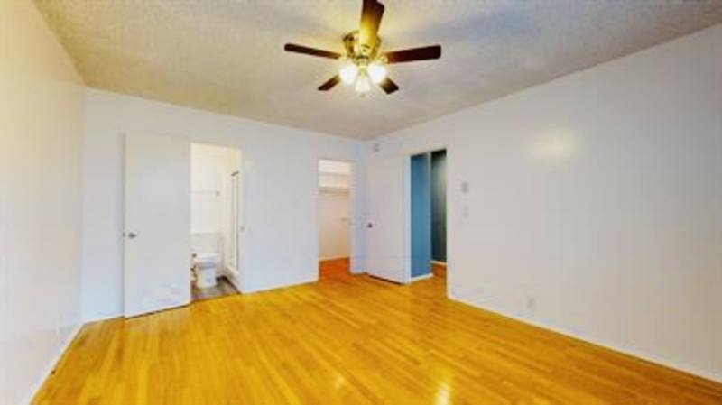 Apartment for rent at 425 N Hobart Blvd #103, Los Angeles, CA 90004