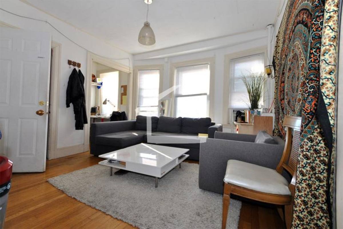 Apartment for rent at 104 Saint Mary's St #8H, Boston, MA 02215