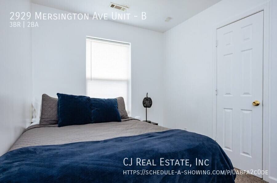 House for rent at 2929 Mersington Ave #B, Kansas City, MO 64128
