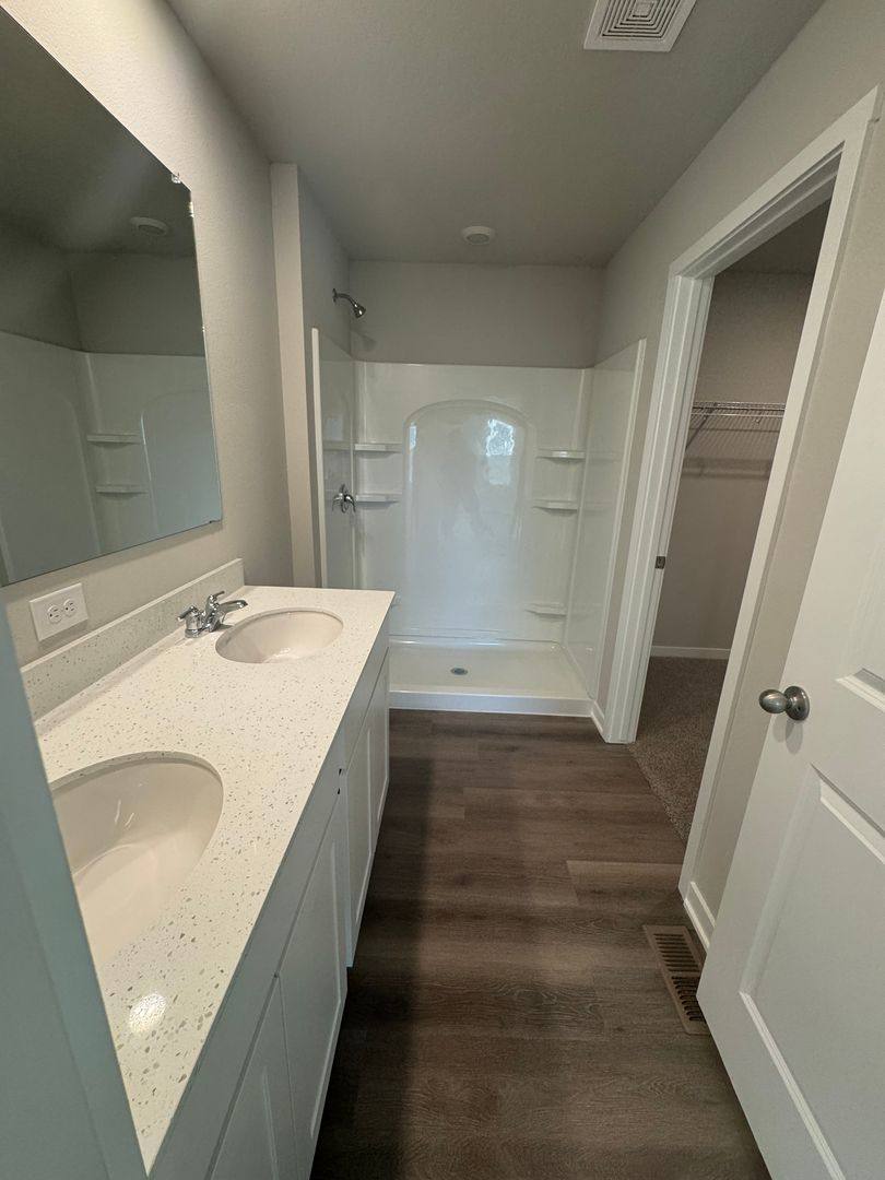 House for rent at 12660 S 204th Ave, Gretna, NE 68028
