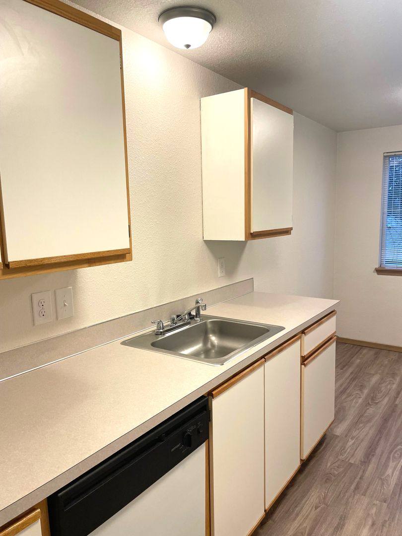 Apartment for rent at 3345-3349 Liberty Rd S, Salem, OR 97302