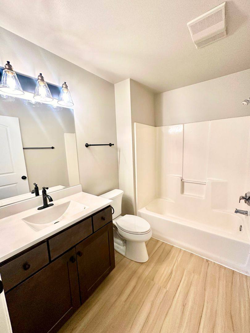 Apartment for rent at 1565-1589 W Portview Dr, Port Washington, WI 53074