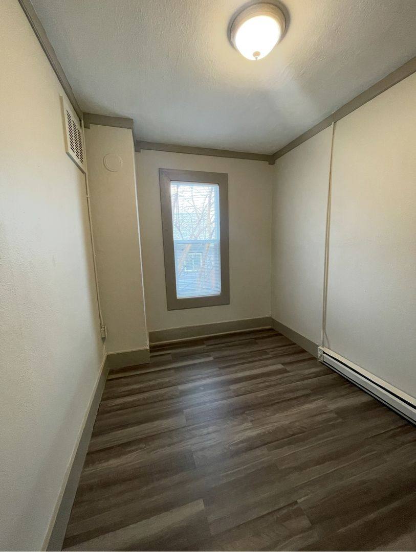 Apartment for rent at 1108 Rose St, La Crosse, WI 54603