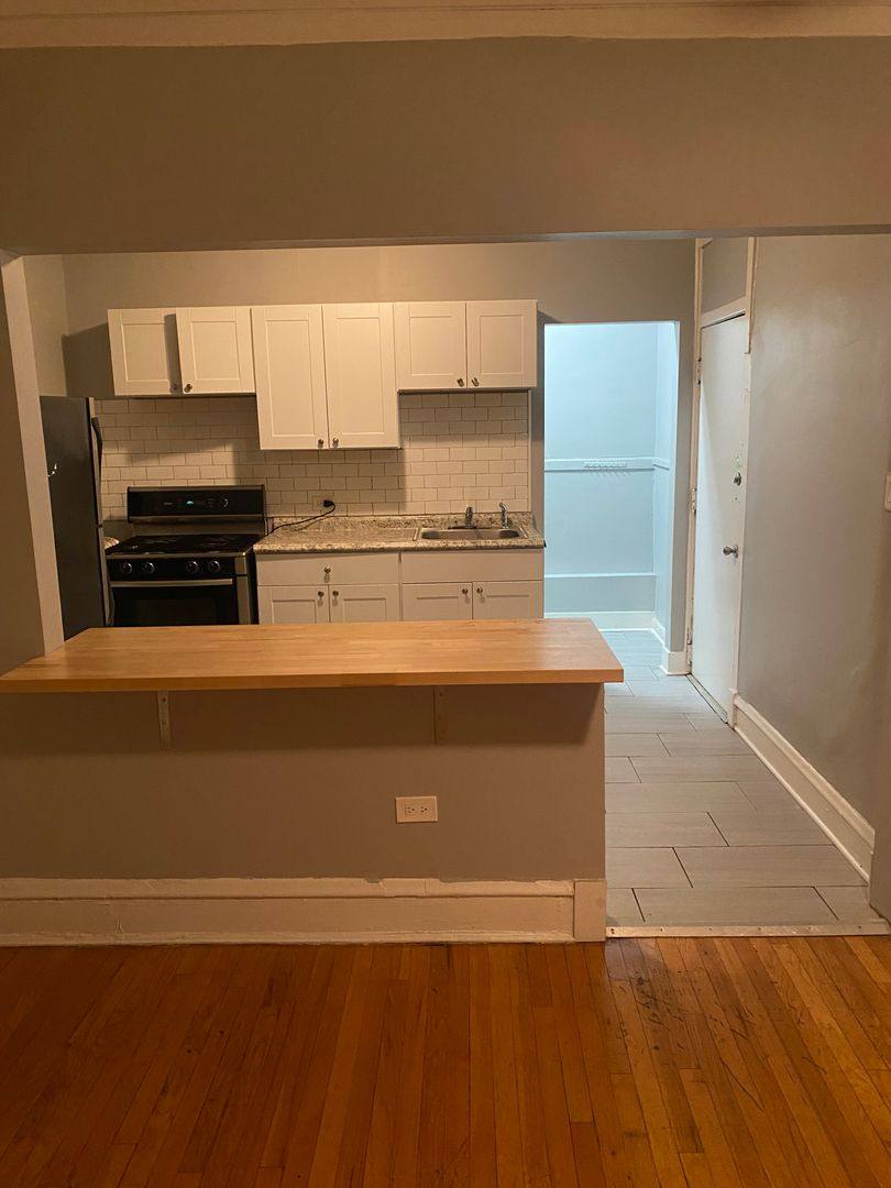 Apartment for rent at 6724-34 S Chappel Ave, Chicago, IL 60649