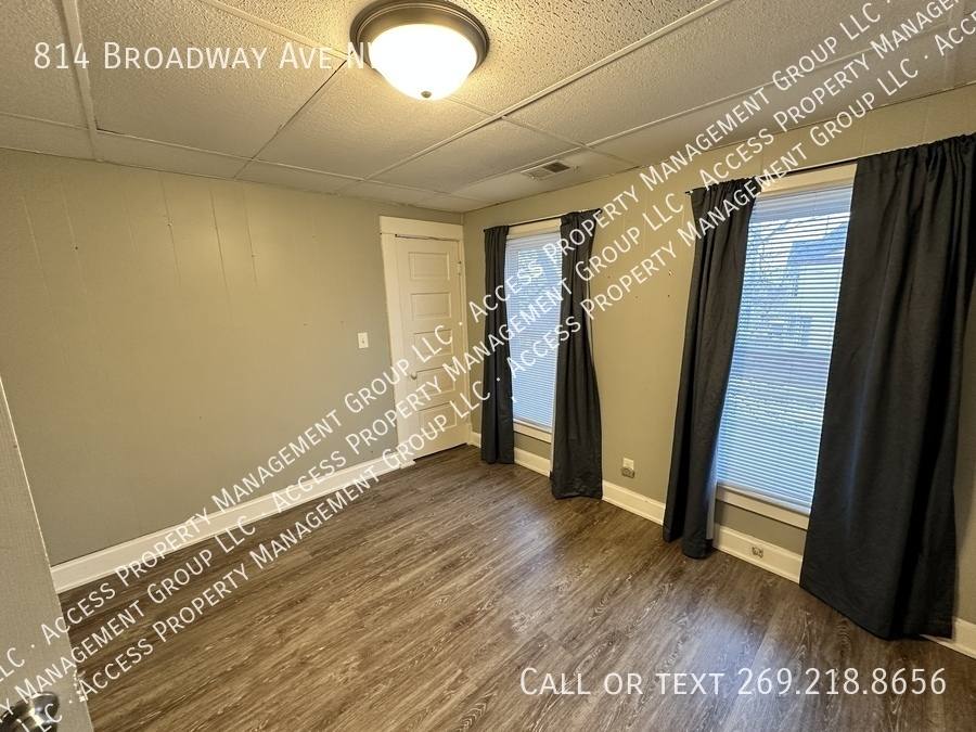Apartment for rent at 814 Broadway Ave NW #3, Grand Rapids, MI 49504