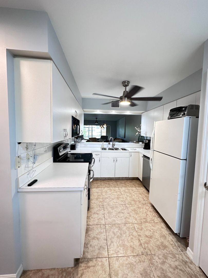 House for rent at 186 Pebble Shores Dr, Naples, FL 34110