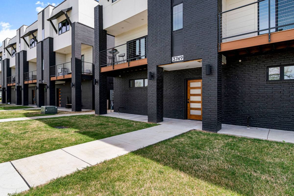 Condo for rent at 3769 S Riverside Dr, Tulsa, OK 74105