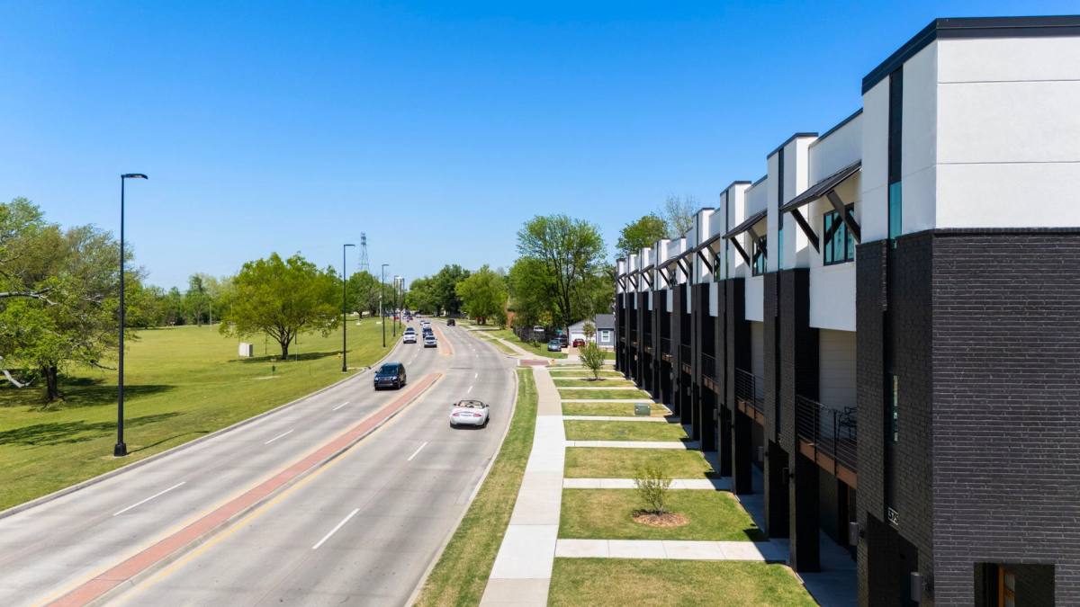 Condo for rent at 3769 S Riverside Dr, Tulsa, OK 74105