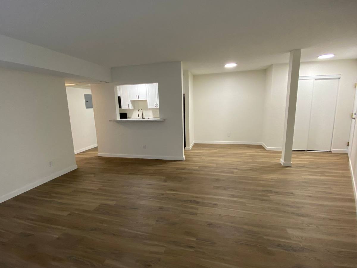 Apartment for rent at 2524 Highway 100 S, Minneapolis, MN 55416