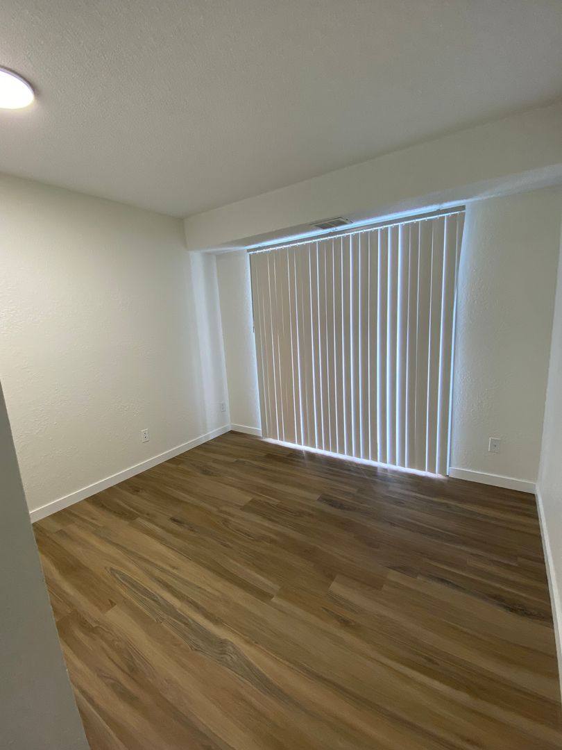 Apartment for rent at 2524 Highway 100 S, Minneapolis, MN 55416