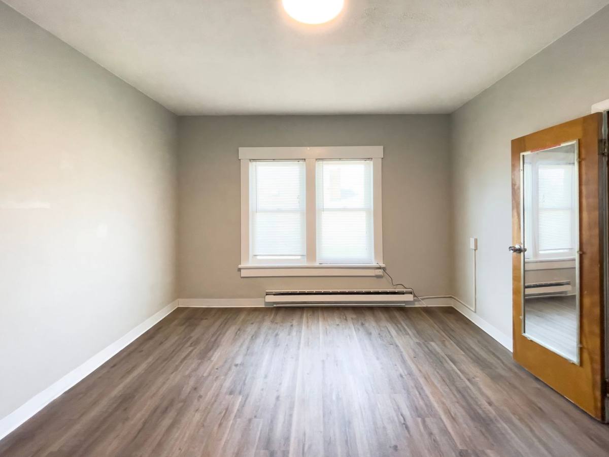 Apartment for rent at 1924 W Jackson St #5, Muncie, IN 47303