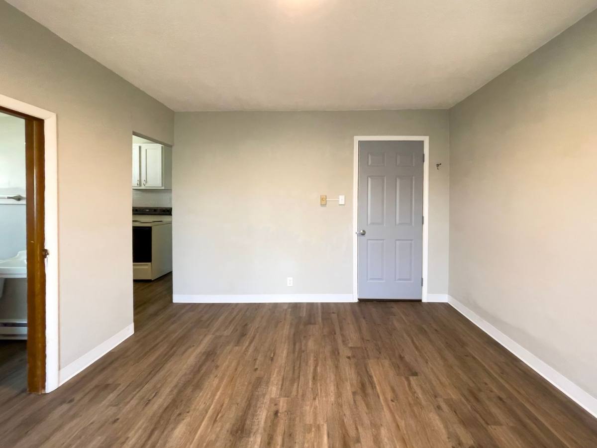 Apartment for rent at 1924 W Jackson St #5, Muncie, IN 47303