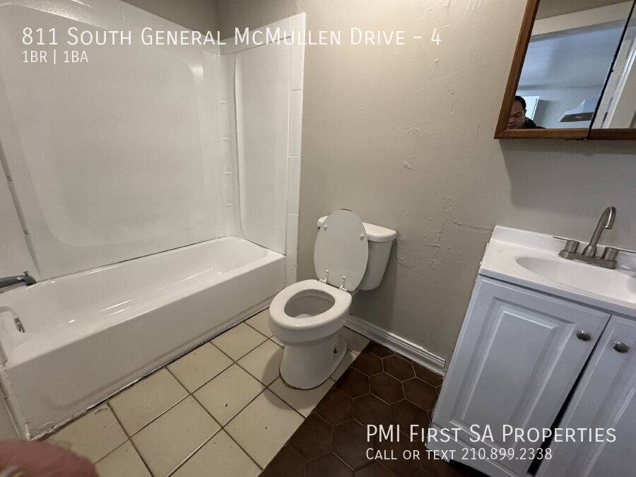 Apartment for rent at 811 S General McMullen Dr #4, San Antonio, TX 78237