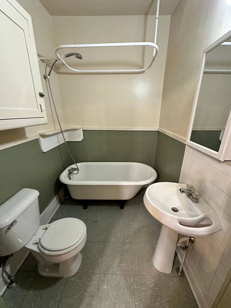 Apartment for rent at 13 1st St SE, Minot, ND 58701