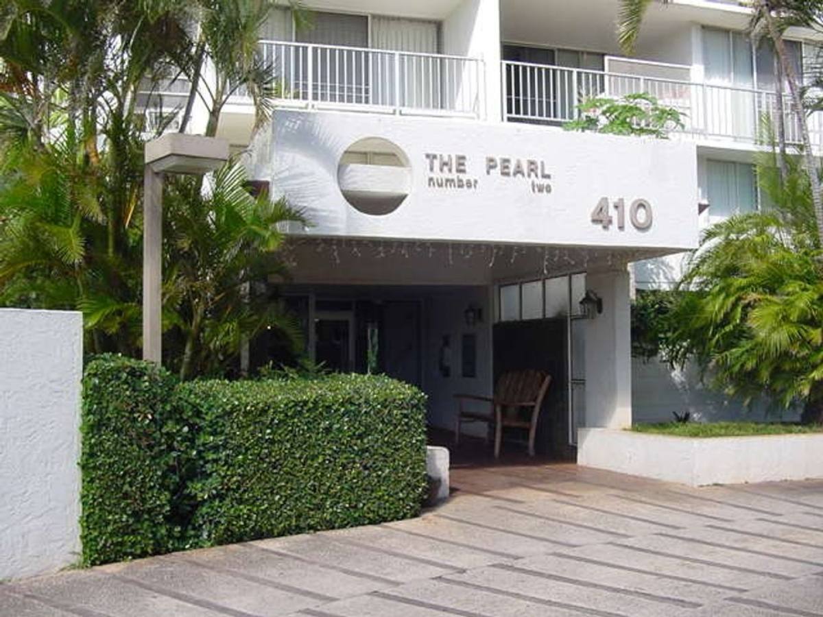 Apartment for rent at 98-410 Koauka Loop, Aiea, HI 96701
