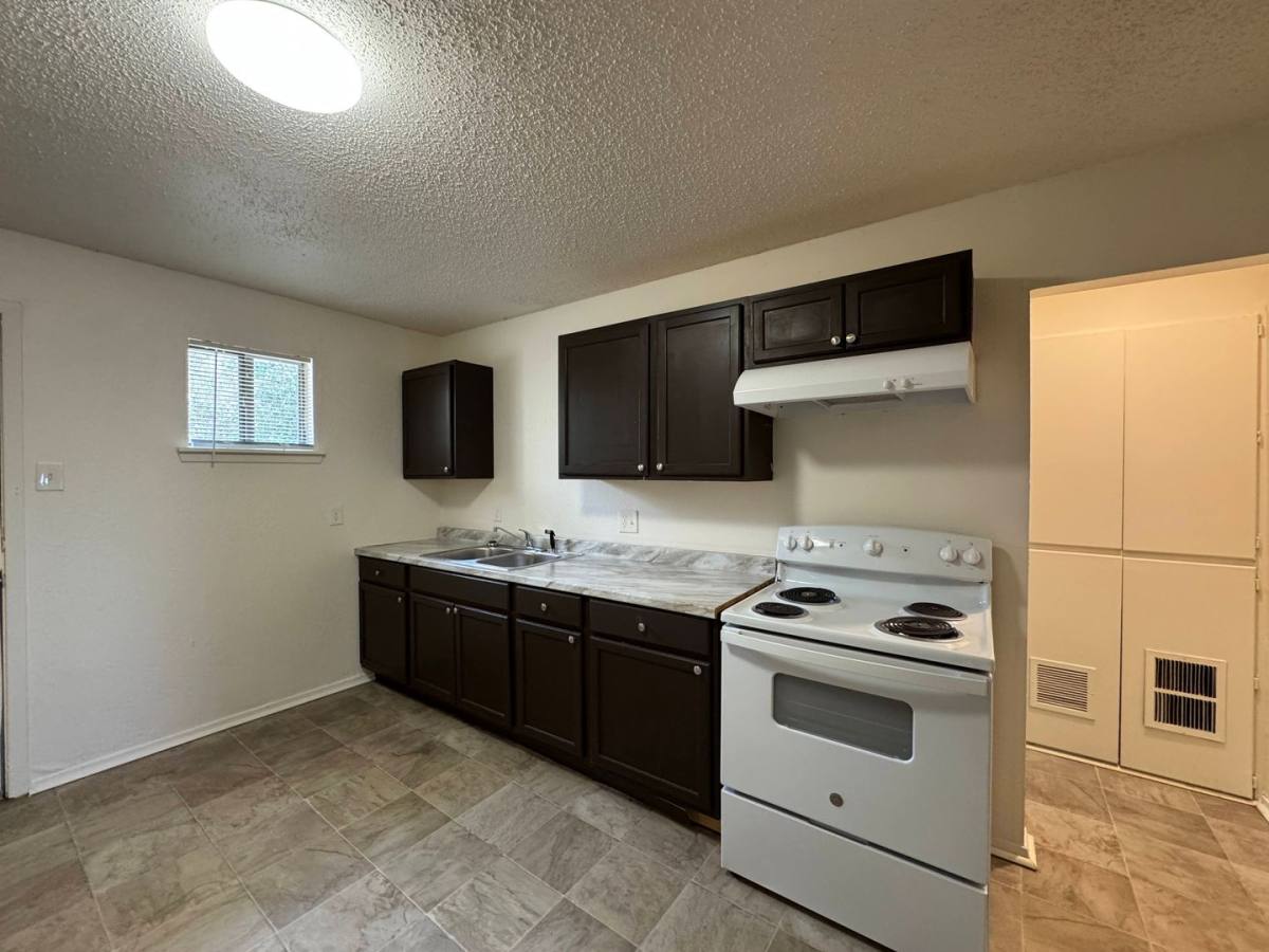 Apartment for rent at 715 N 20th St, Temple, TX 76501