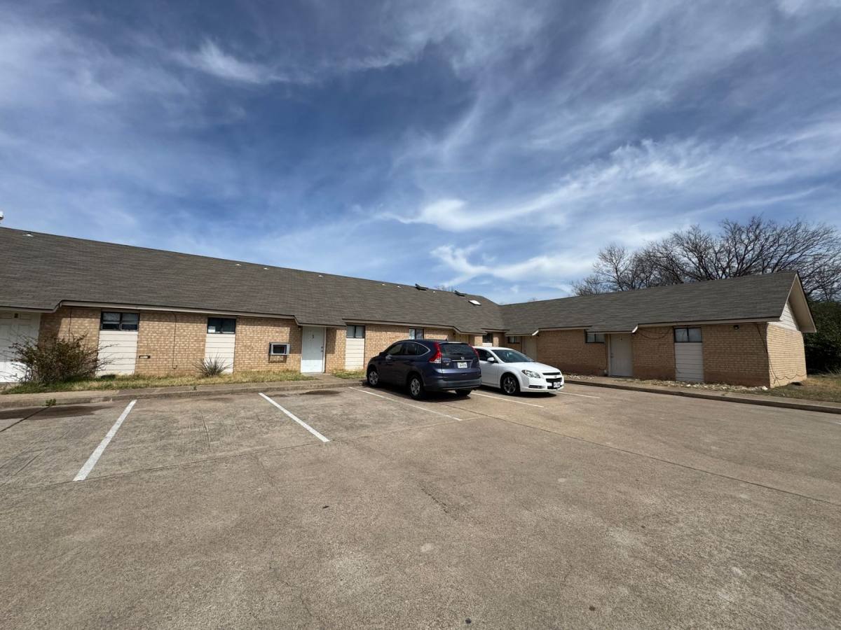 Apartment for rent at 715 N 20th St, Temple, TX 76501