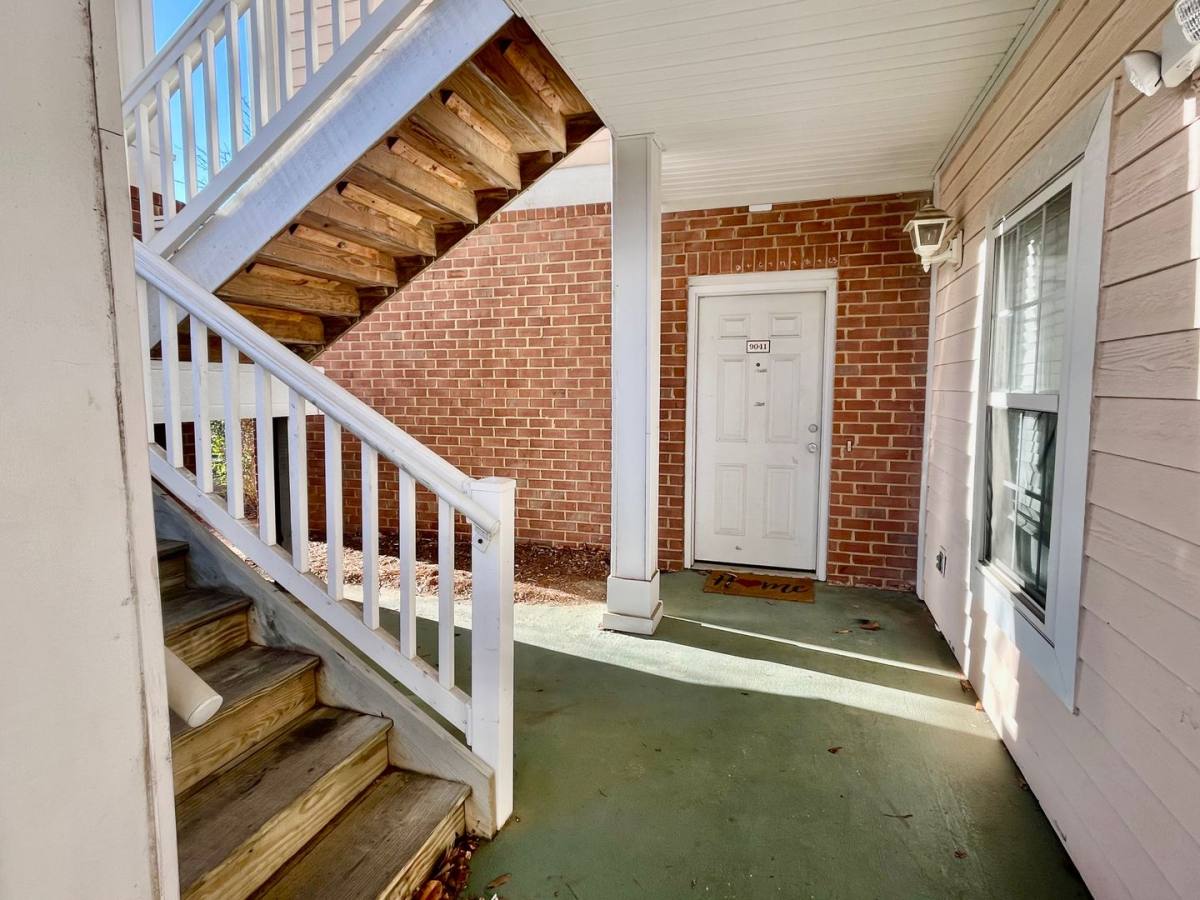 Apartment for rent at 9041 Meadow Vista Rd, Charlotte, NC 28213