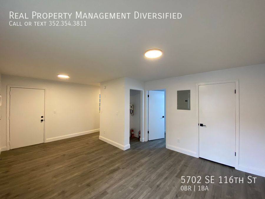 Apartment for rent at 5702 SE 116th St, Belleview, FL 34420