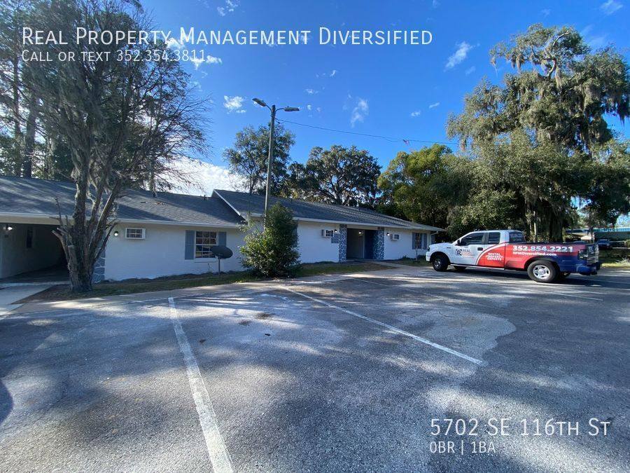 Apartment for rent at 5702 SE 116th St, Belleview, FL 34420