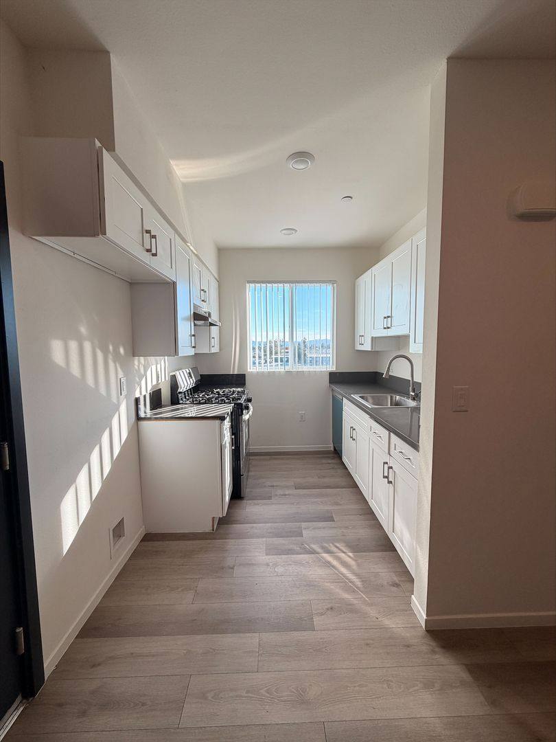 Apartment for rent at 15528 Rayen St, North Hills, CA 91343