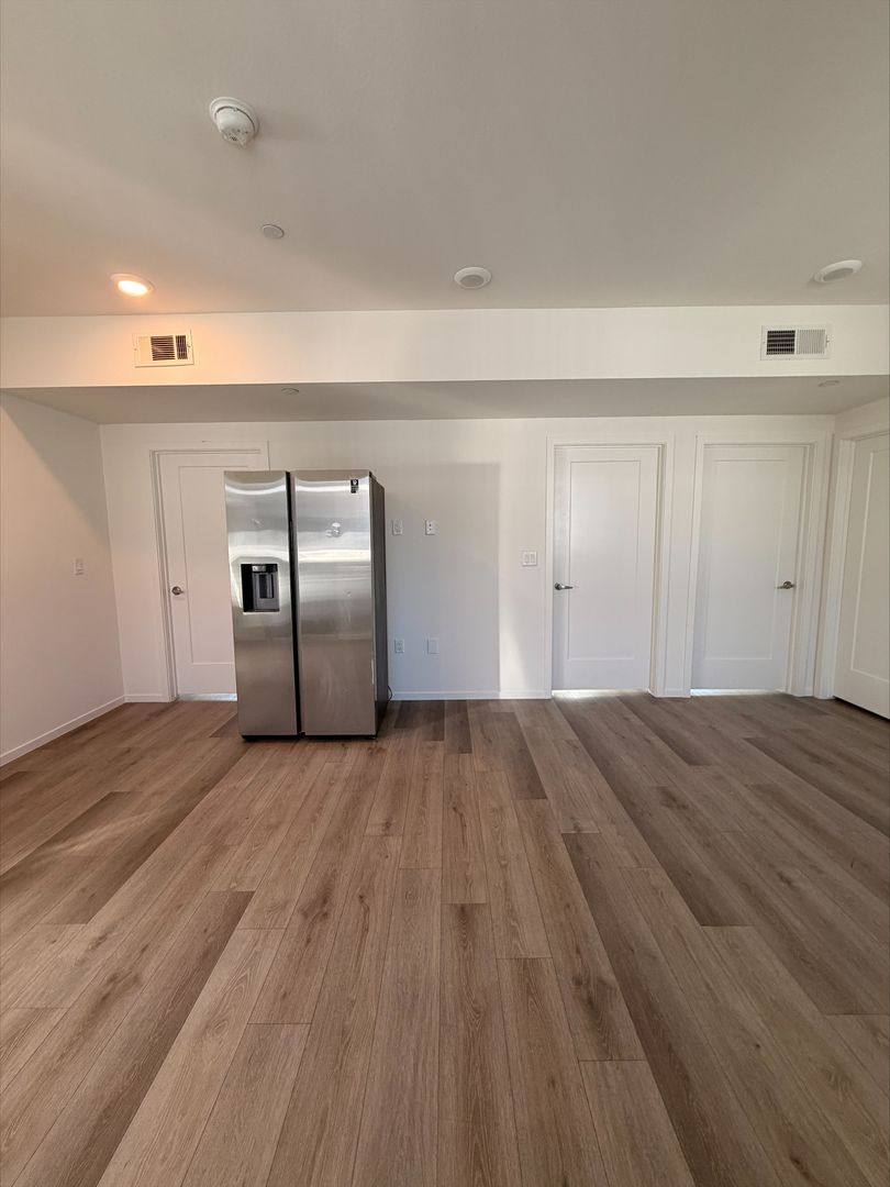 Apartment for rent at 15528 Rayen St, North Hills, CA 91343