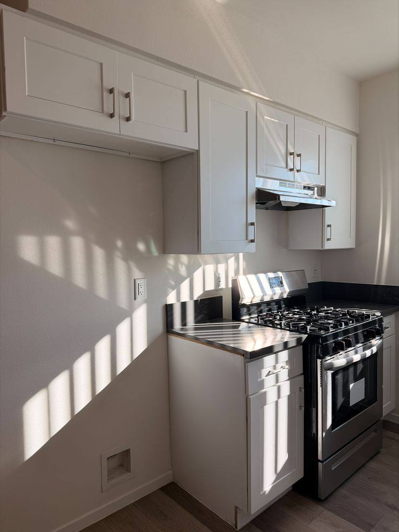 Apartment for rent at 15528 Rayen St, North Hills, CA 91343