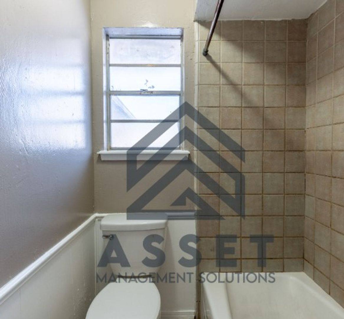House for rent at 4825 Fairmont Ave, Oklahoma City, OK 73129